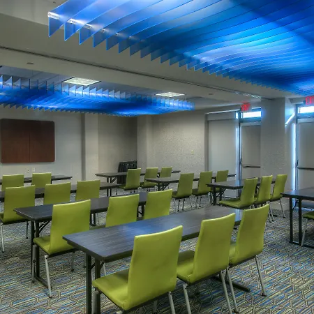 Holiday Inn Express & Suites Tempe By Ihg