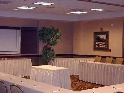 Express & By Ihg Hotel 2*