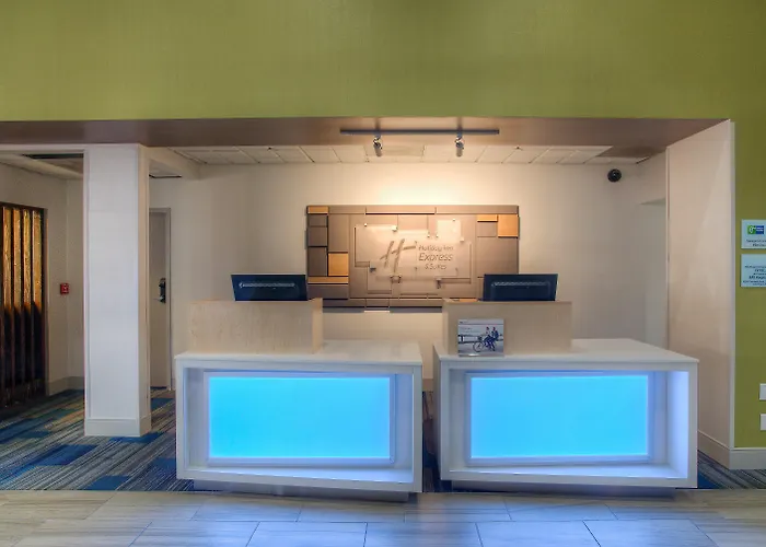 Express & By Ihg 2* Tempe