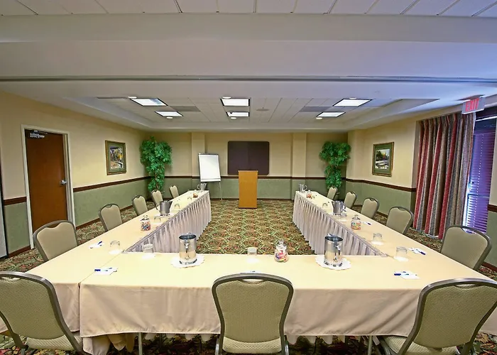 Express & By Ihg 2* Tempe