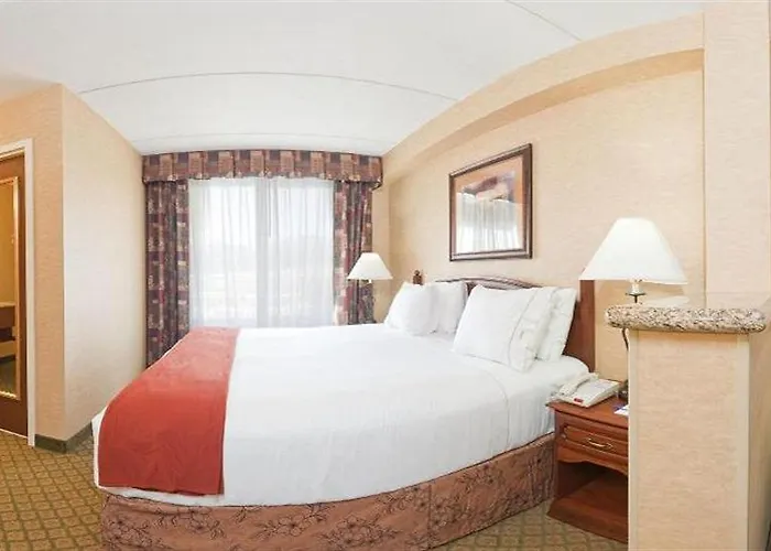 Express & By Ihg Tempe