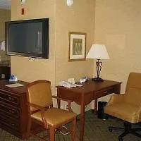 Hotel Express & By Ihg 2*